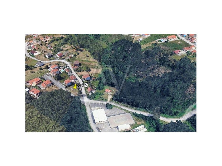 Lote para Construção de moradia unifamiliar