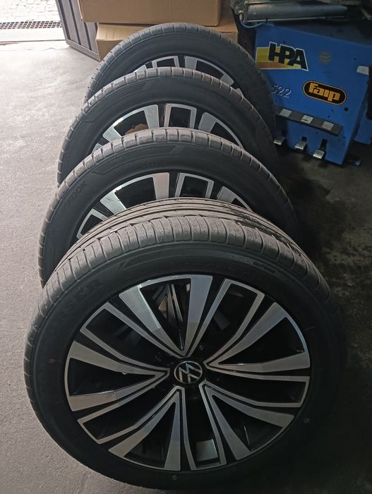 Jantes VW R18 com pneus novos  245/45/18
