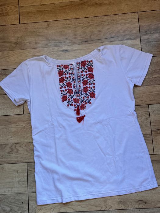 Футболка вишиванка