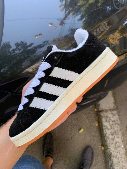 Зимові Adidas Campus - біле хутро - 39 р. 24.5 см устілка