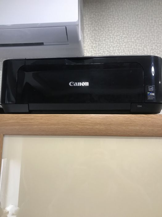 Принтер “canon” черного цвета б/ у на запчасти