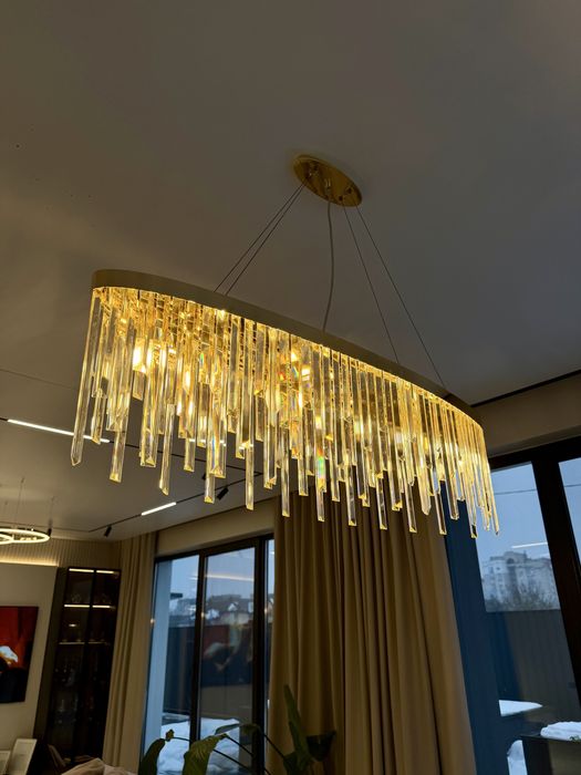 Новий будинок з дизайнерським ремонтом | ВСІ КОМУНІКАЦІЇ