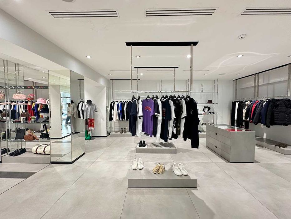 Оренда приміщення під магазин вул.Басейна (240 кв.м.)