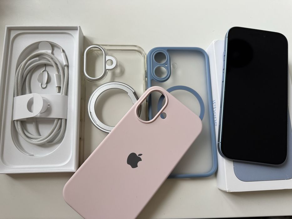 Iphone 17 mist blue 256 gb, ідеальний, офіційний, фіз сім + є сім