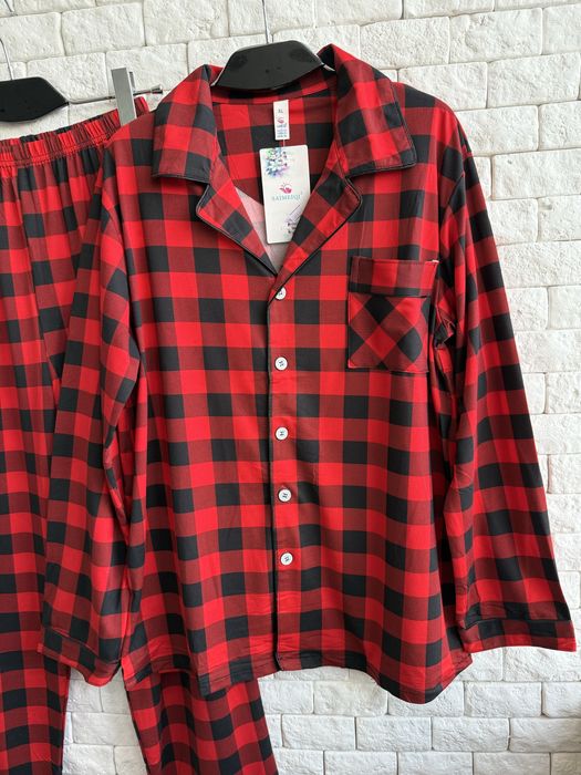 Чоловіча піжама у клітинку. Червона піжама в клітинку