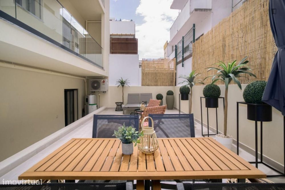 Apartamento com 2 quartos - localizado em Faro