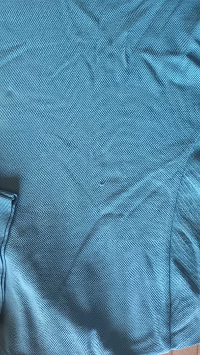 Polo azul da Benetton