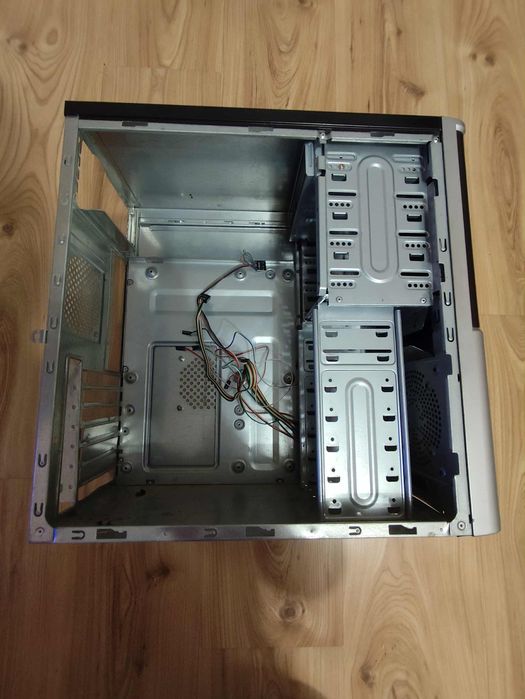 Obudowa komputera Mustang