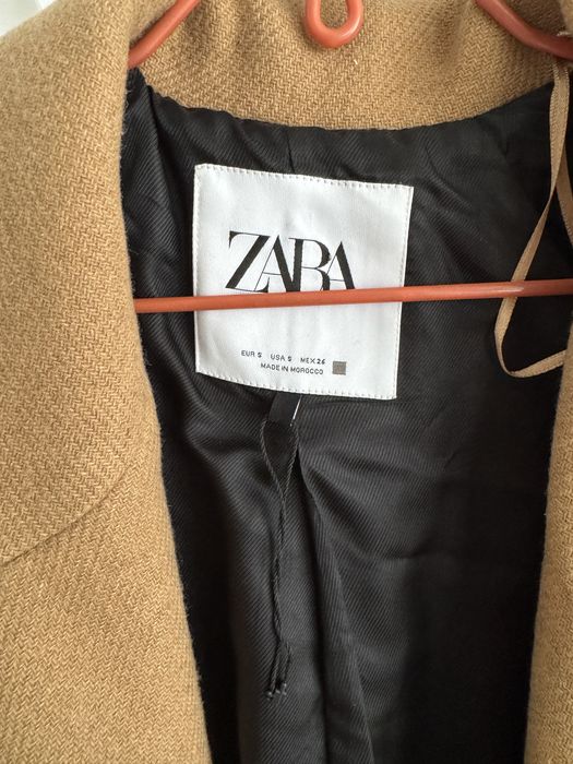 Zara пальто нове