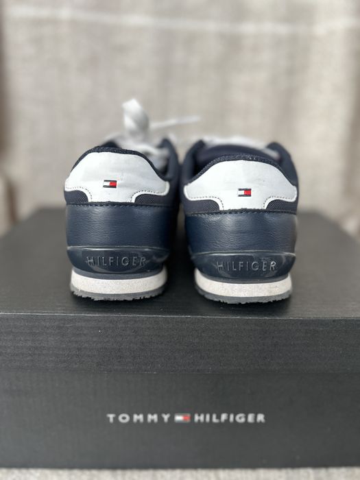 Buty 32 Tommy Hilfiger