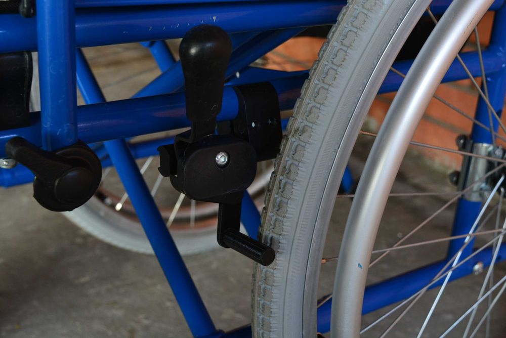 Інваліднє крісло (візок)