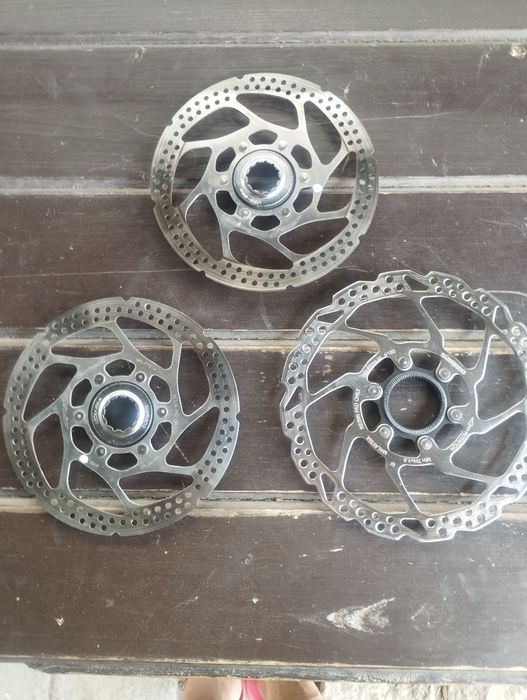 Sprzedam trzy tarcze hamulcowe Shimano Centerlock