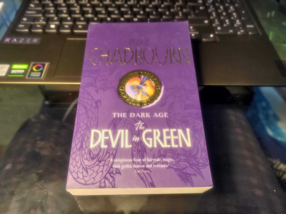 The Devil in Green (Dark Age) - Chadbourn, Mark