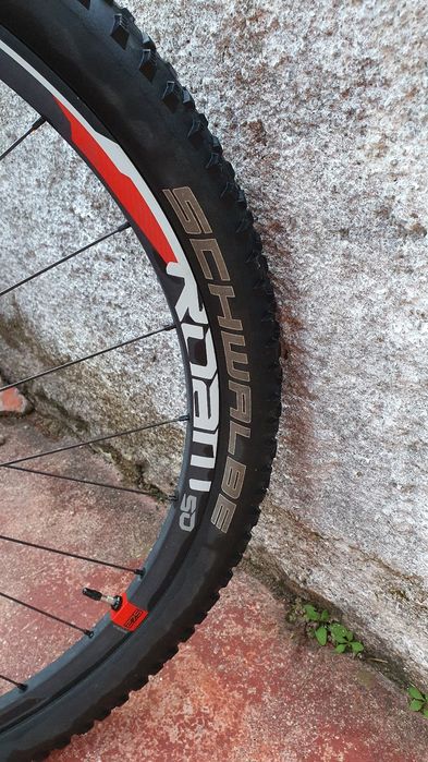 Bicicleta Btt em carbono