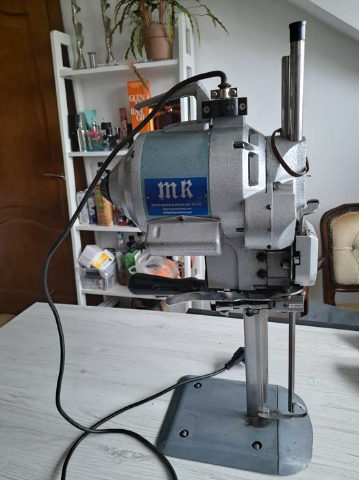 Нож закройный Маер