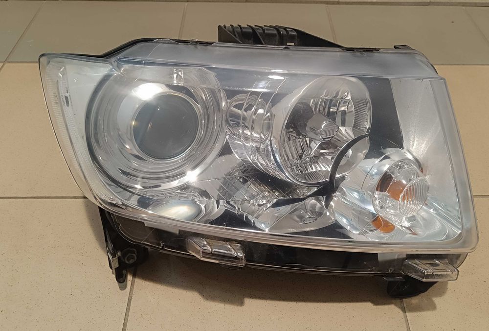 Lampa Przód Prawa Jeep Compas