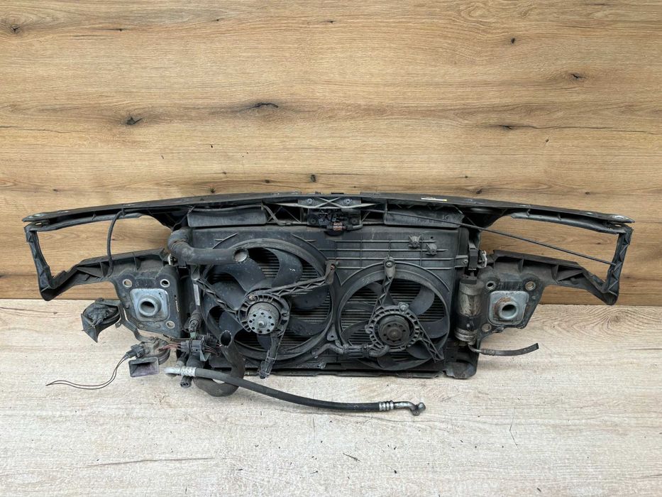 Pas przedni Audi A3 8L Lift