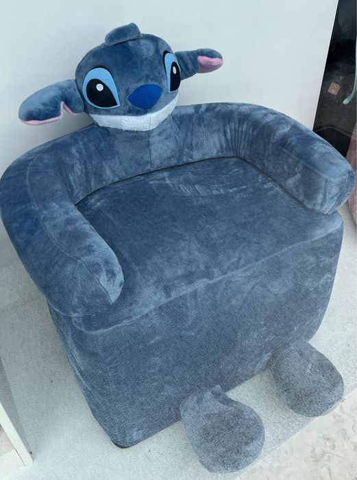 Cadeira sofa stitch pikachu angel rosa