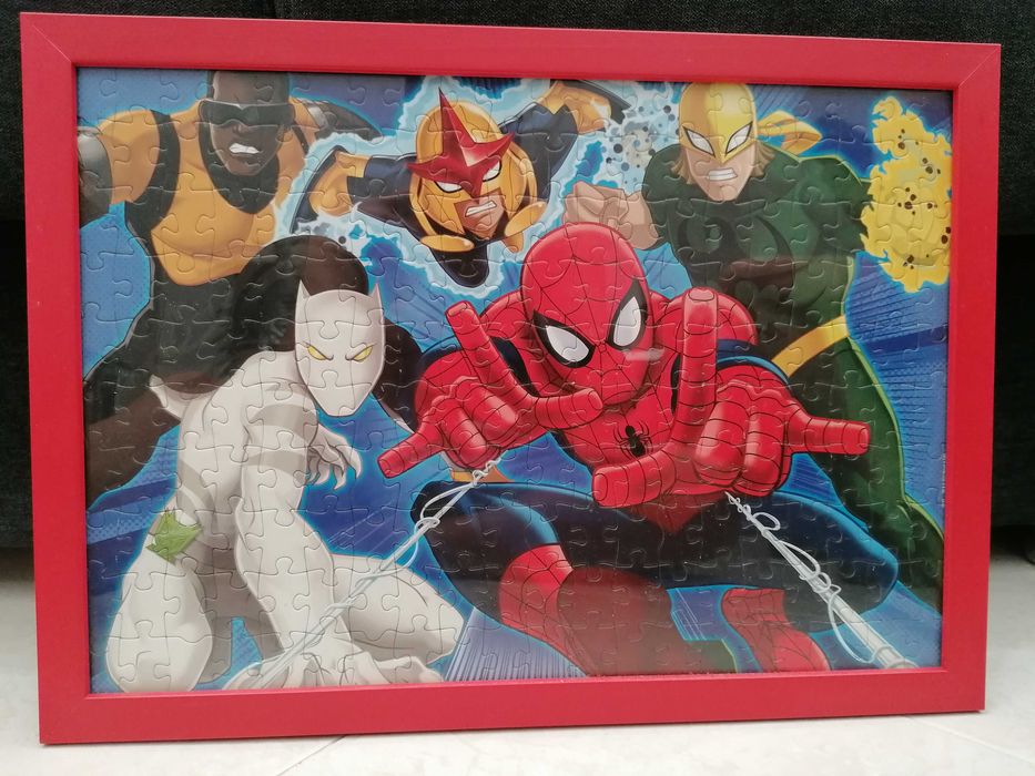 Quadro em puzzle do Homem aranha