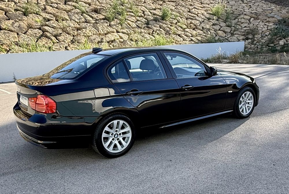 Bmw 320d - EfficientDynamic - 184 cavalos