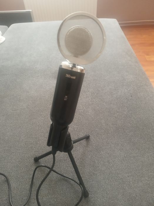 Mikrofon Trust Madell Microphone Desk