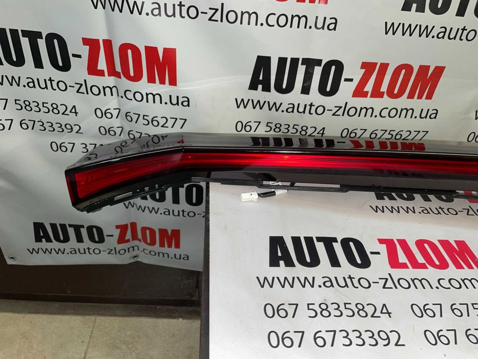 Задній ліхтар бленда Honda CIVIC X купе 2015-2019 33700-TBG-A011