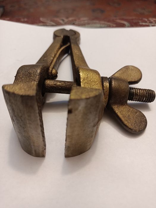 Струбцина тиски б/у