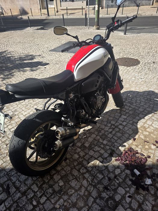 Vendo Yamaha xsr 700