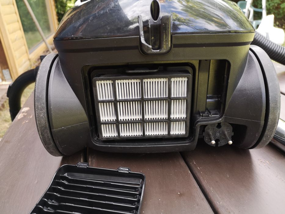 Odkurzacz Amica VM 1032 Ora, 900 W
