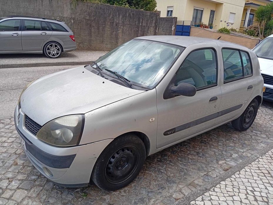 Renault Clio 2003