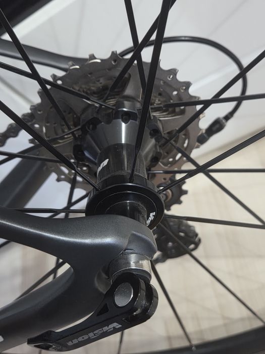 Kross full carbon  7 .0 M