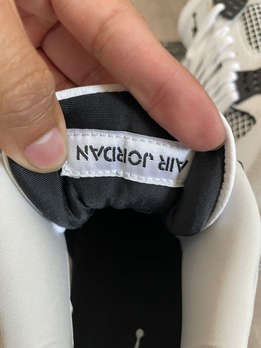 Air Jordan 4 Military Black