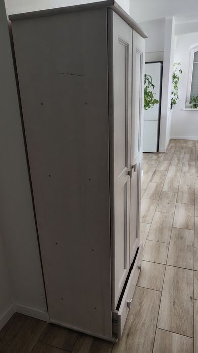 Szafa sosnowa biała bejca