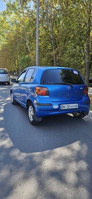 Авто Toyota Yaris 2003, мех. Синій