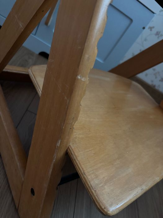 Drewniane krzesło do biurka