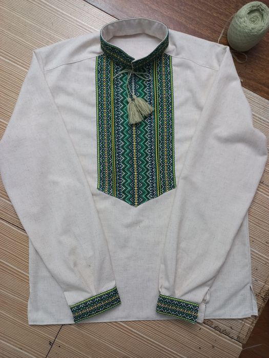 Парні вишиванки в асортименті