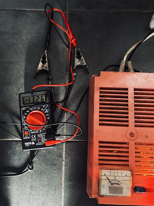 Prostownik ELTRON BZW-12/2,5 12V PRL 1984