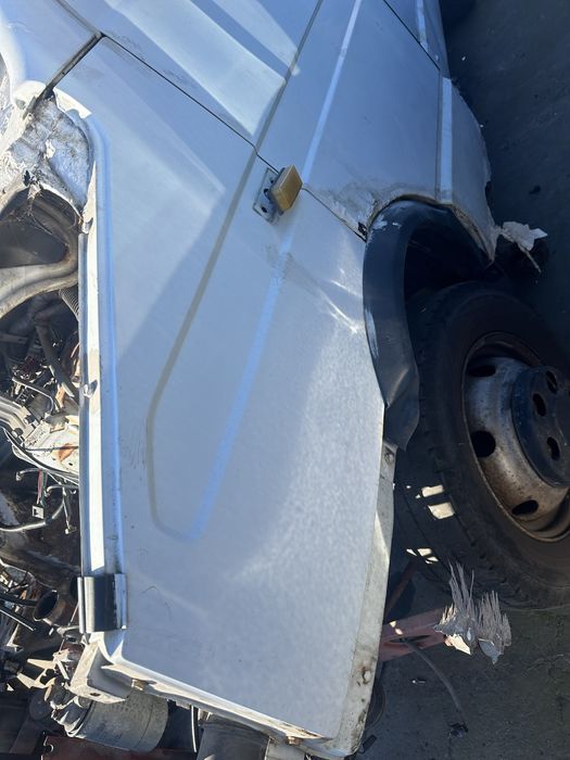 Guarda lamas direito esquerdo iveco 35.12  ano 90/98