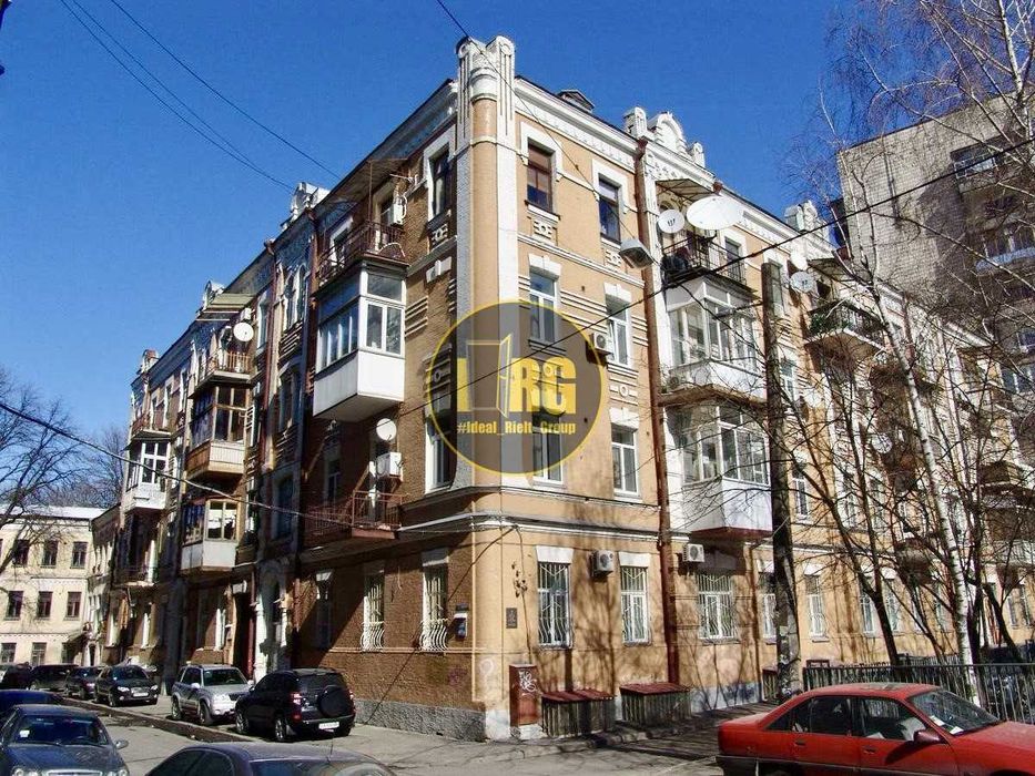 3К, 120м2, Левандовськог 5, Арсенальна,  Печерськ, Автономне опалення