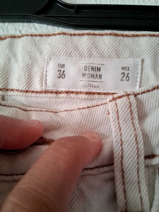 Calça Lefties,com camisola Breskha.