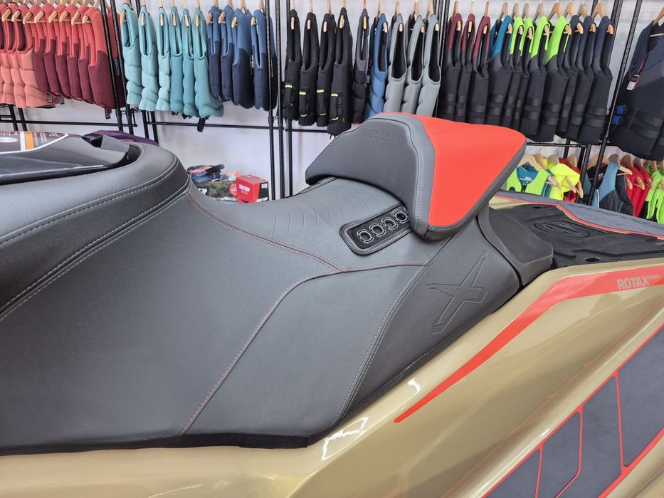 Seadoo RXP-X 325 RS  2025