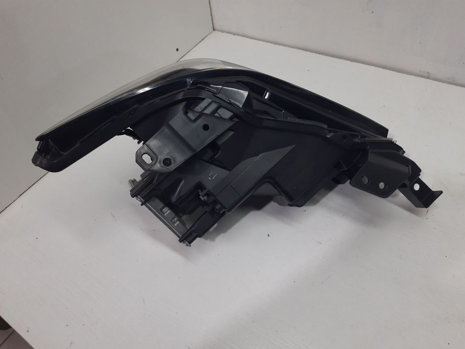 Фара Mazda 3 BP USA 2019+ левая Led