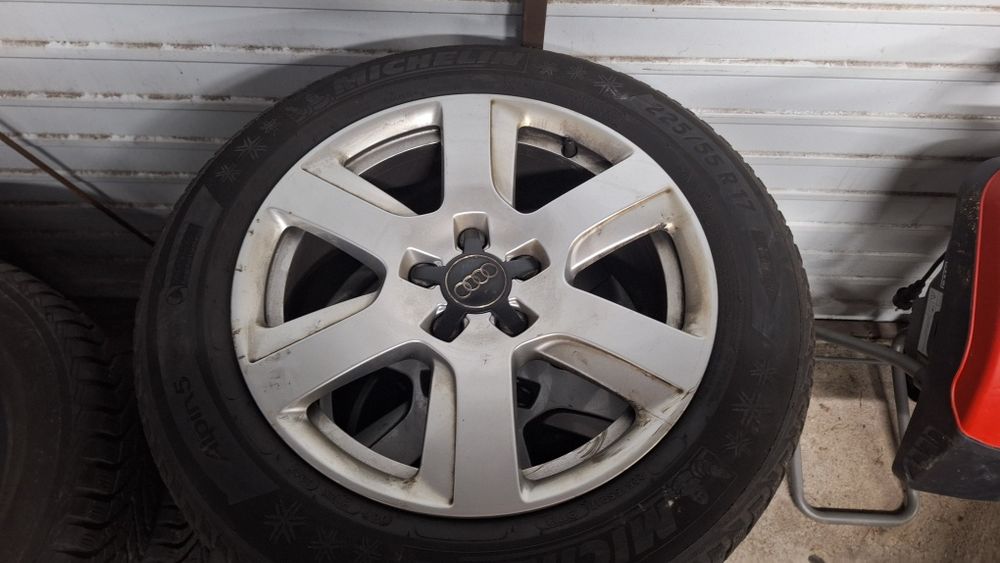 Felgi Audi  7,5 x 17 " Et 37  5x112