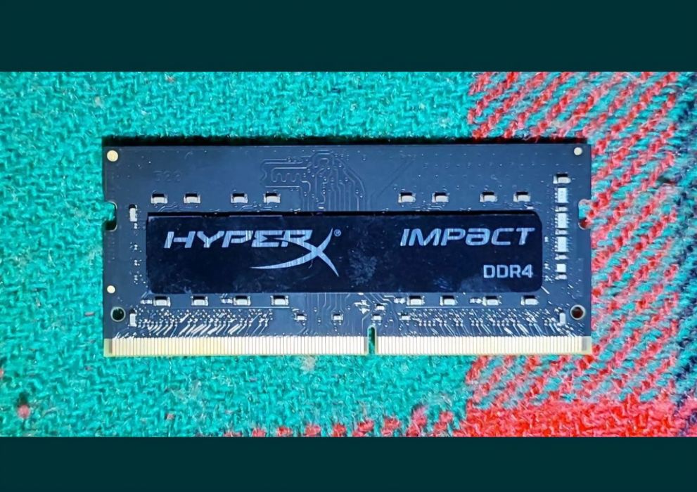 Память  DDR4  Kingston 8Gb