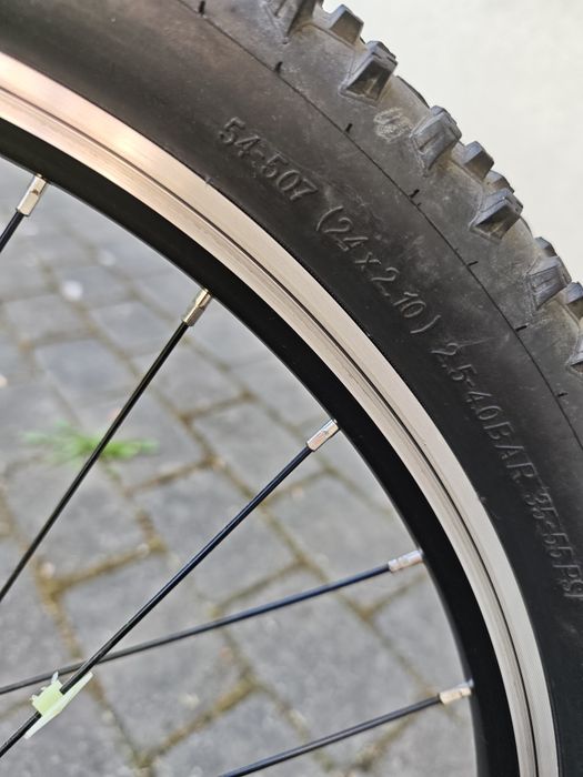 Sprzedam rower młodzieżowy Unibike Roxi 24”.
