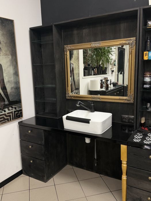 Konsola barberska z umywalką