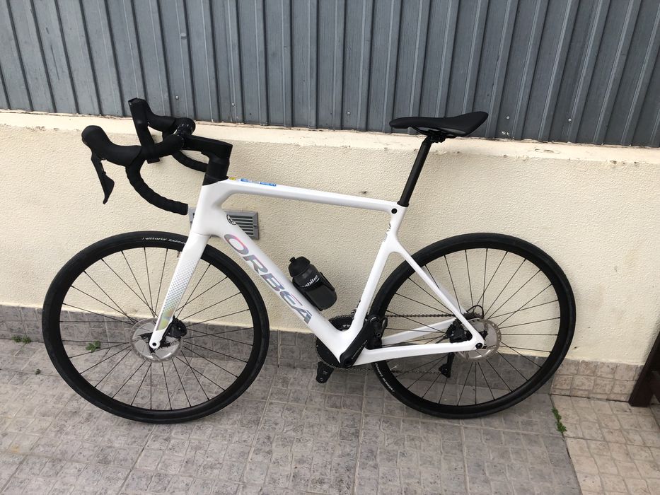 Bicicleta de estrada carbono disco orbea