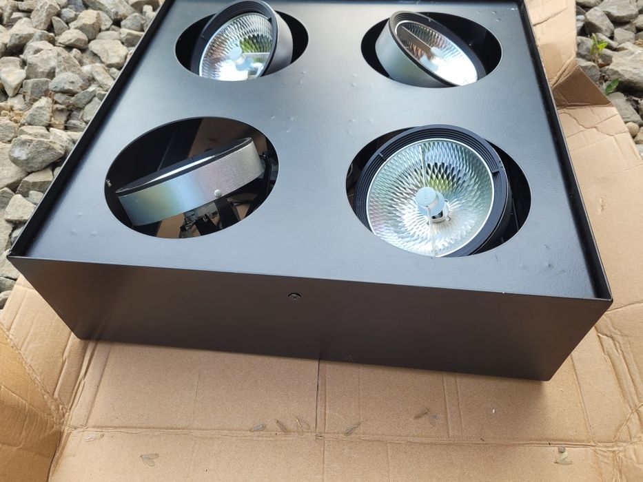 Lampa sufitowa czarna 40x40x13 QR-111