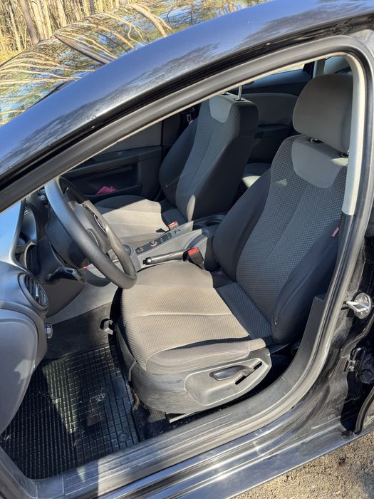 Rezerwacja Seat Leon 1.6 2006 lpg