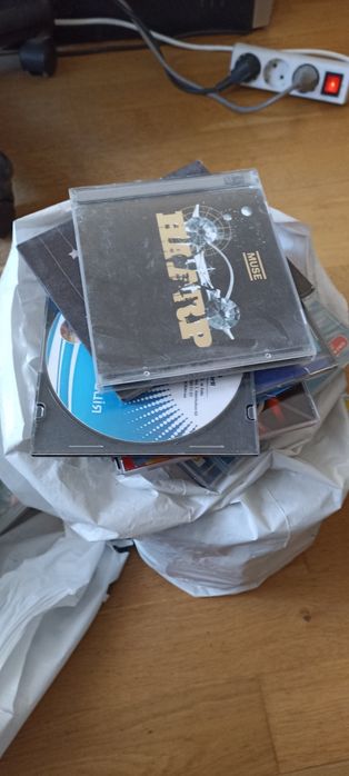 Дискі DVD  фільми ігри музика